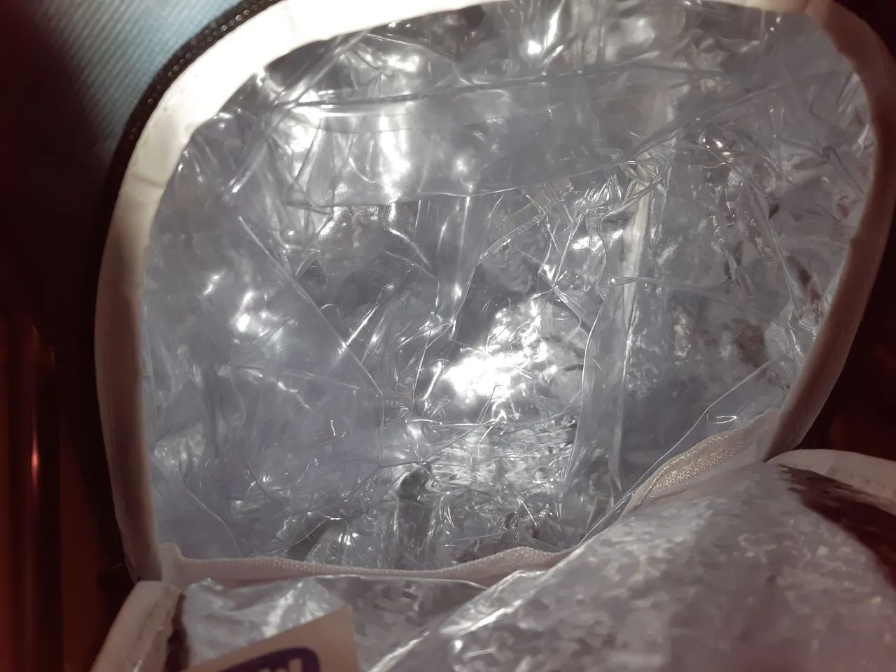 Banqueta com alças e lancheira térmica de 25L - Foto 4