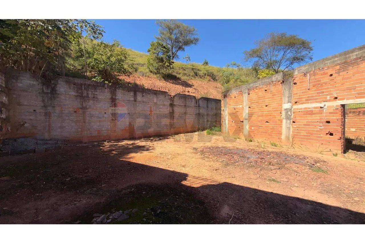 Terreno no Jardim Vitória: Oportunidade