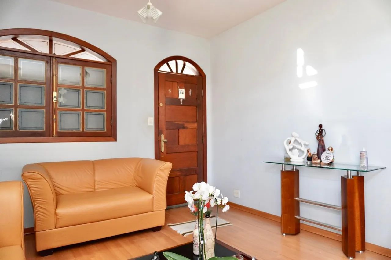 Casa à Venda - Cachoeirinha, 5 Quartos, 313 m2 - Foto 4