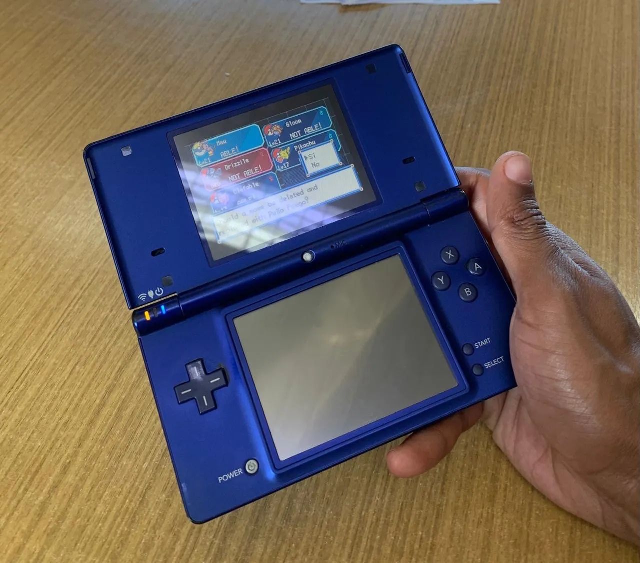 Nintendo DSi - Foto 2