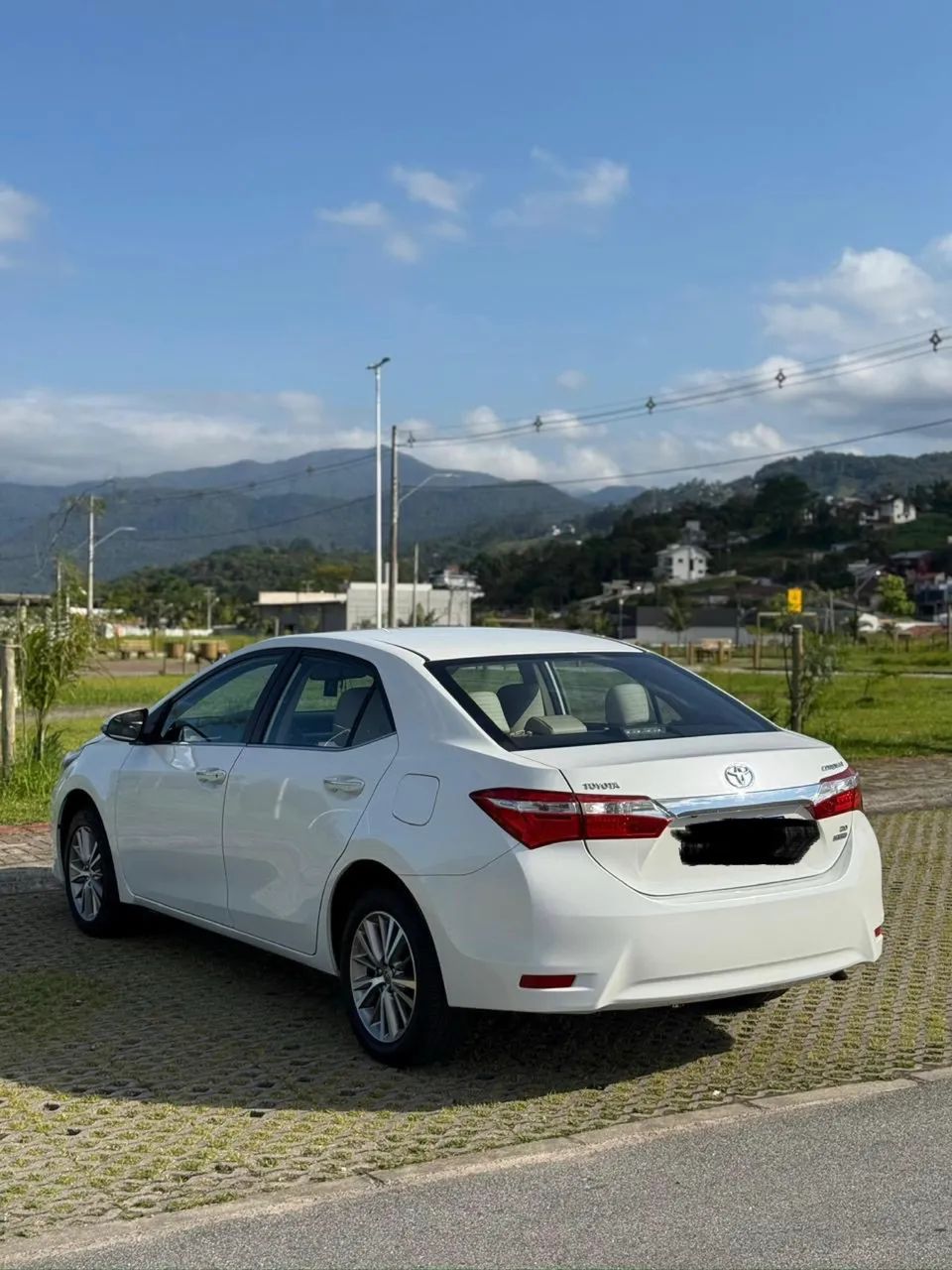 Toyota Corolla Altis 2.0 Flex 16V Aut. 2017 - Foto 3