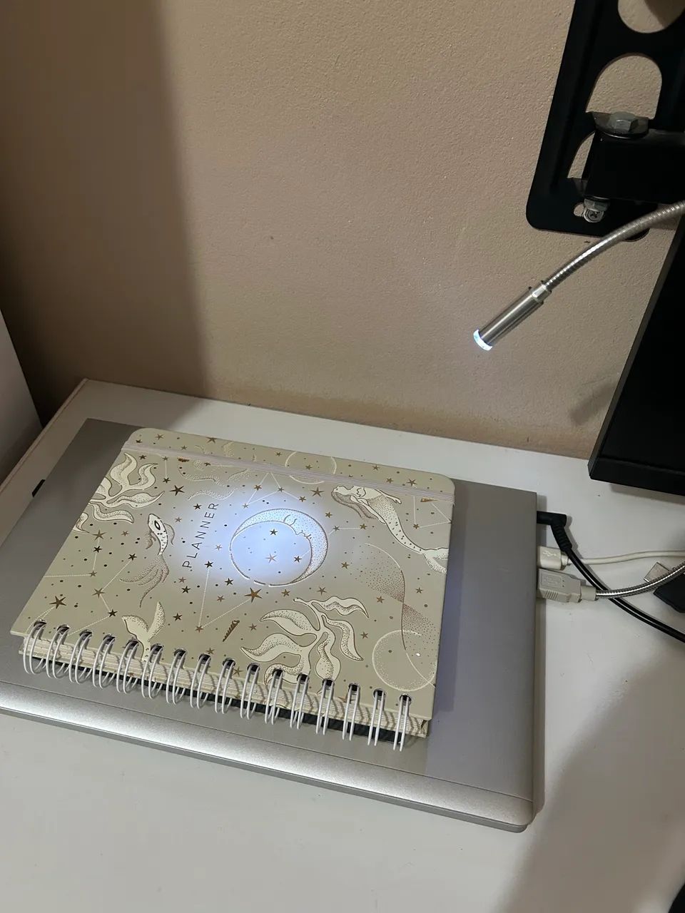 Luminária Portátil - HP - Foto 4