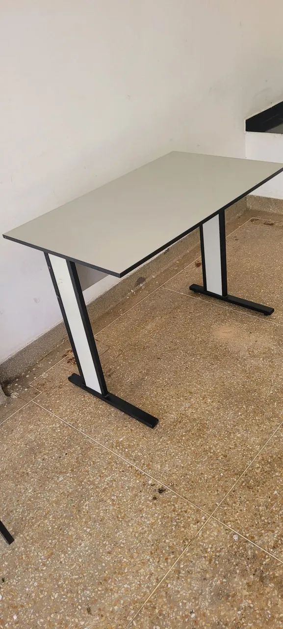 Mesa de escritório 