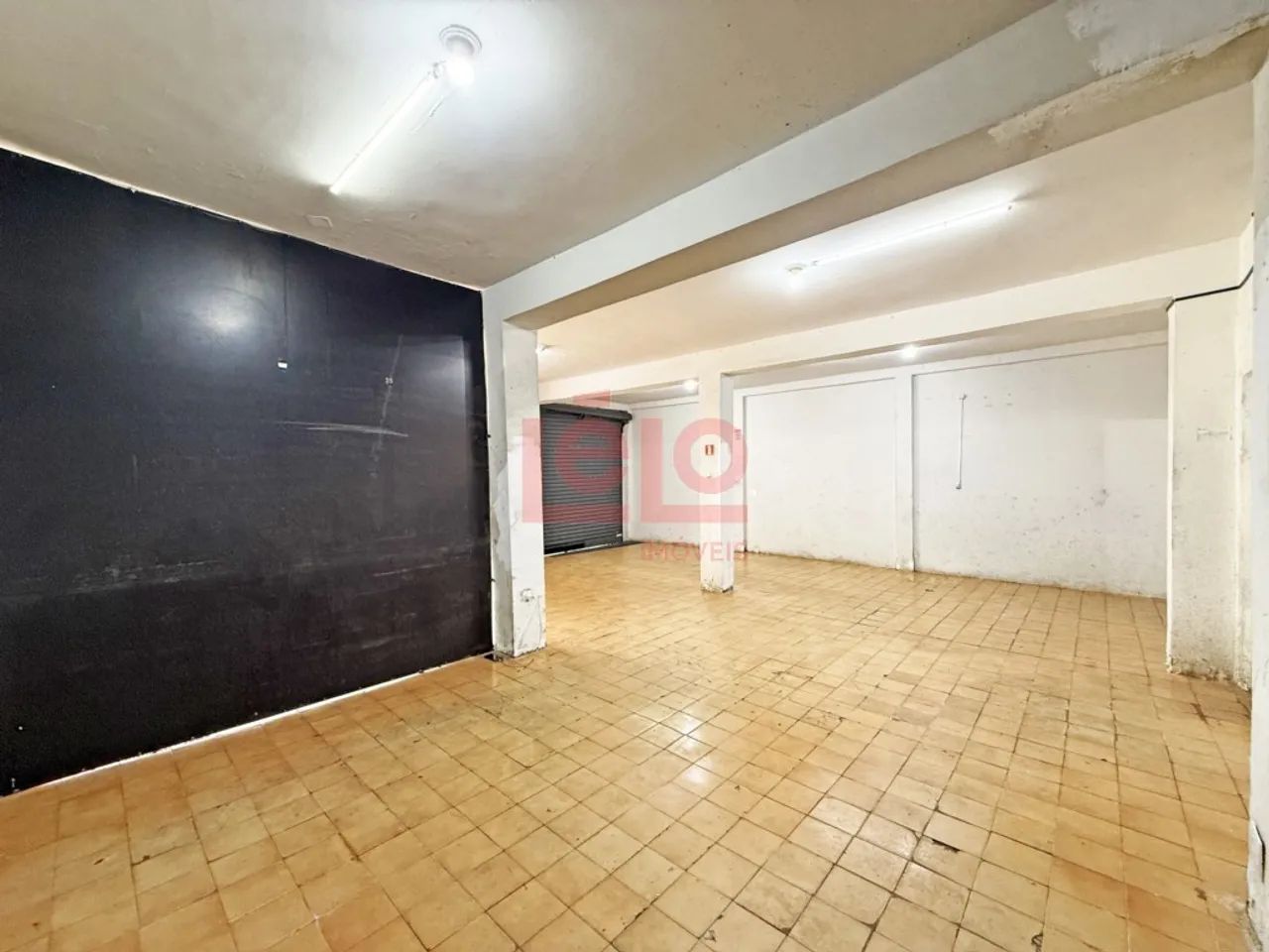 Salão comercial para alugar na Vila Morangueira em Maringá com 129 m² e 3 portas - Foto 5