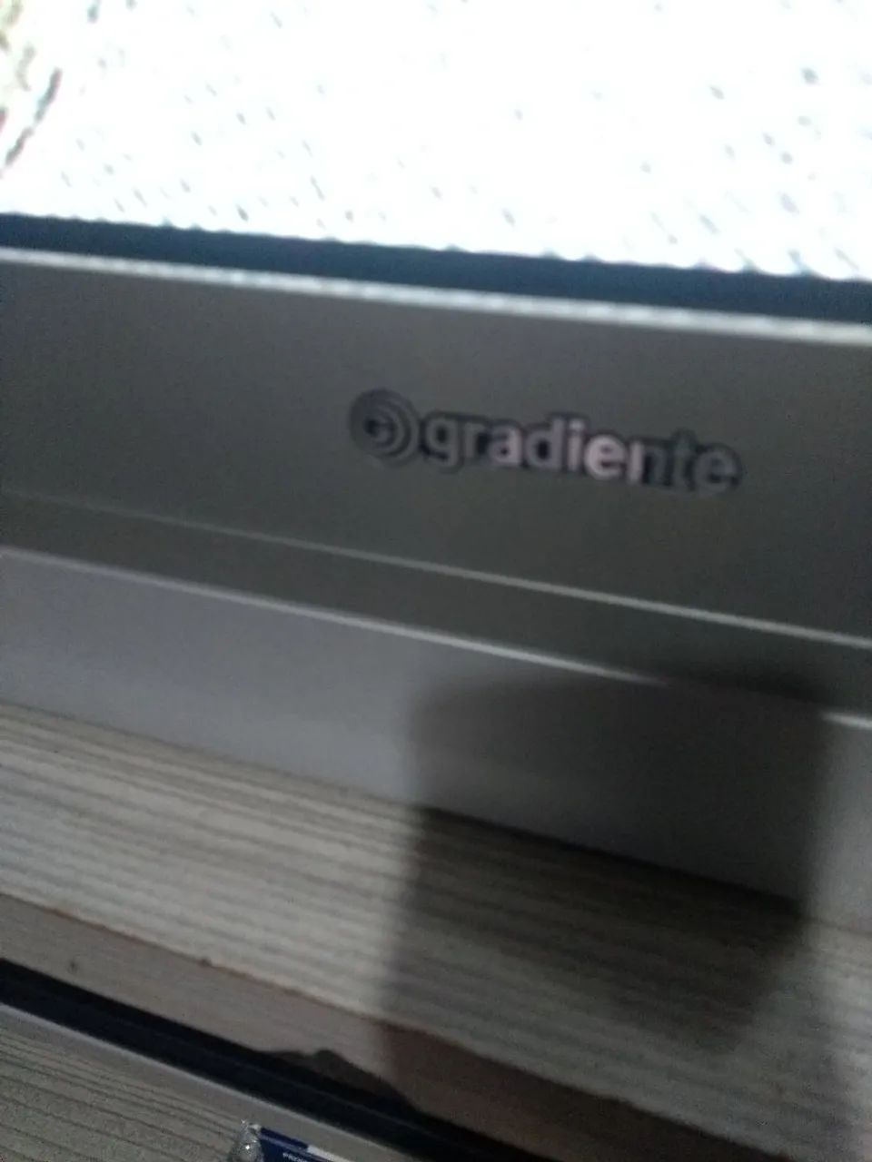 Tv de tubo 29p gradiente boa - Foto 4