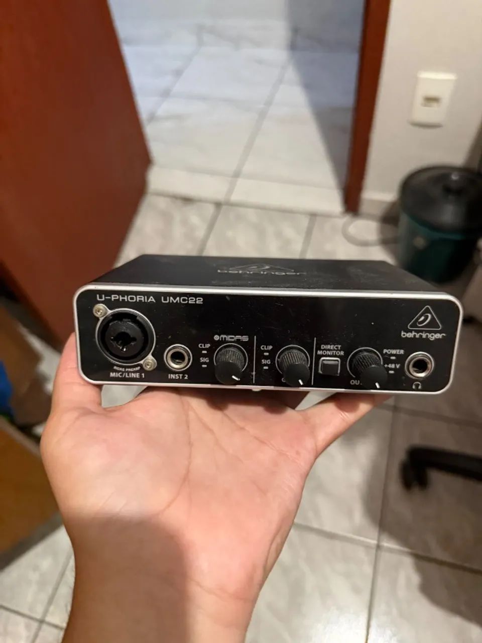 Kit interface behringer ucm22 + microfone C1 behringer  - Foto 4