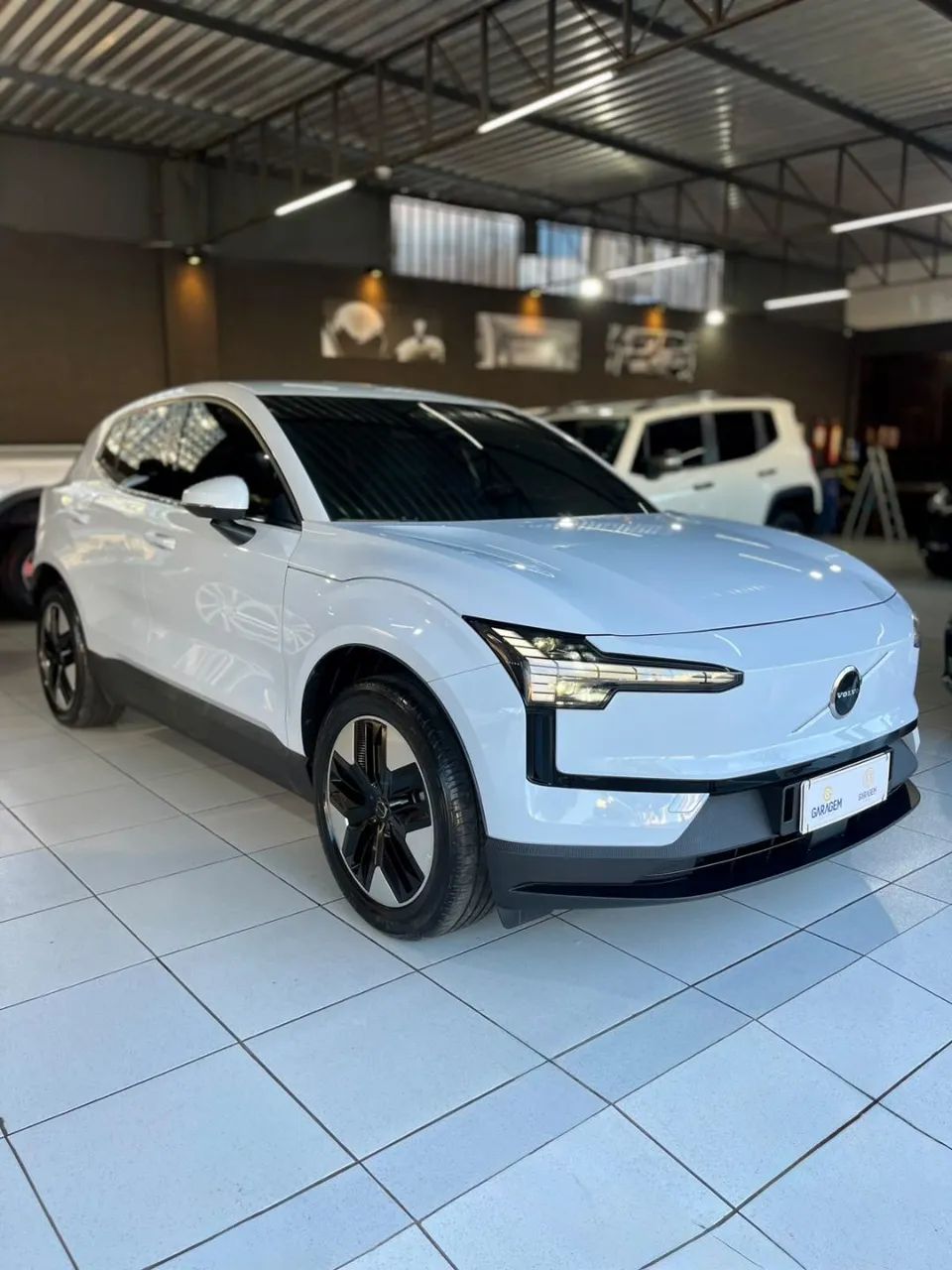 Volvo EX30 E40 Core (elétrico) 2024 - Foto 4