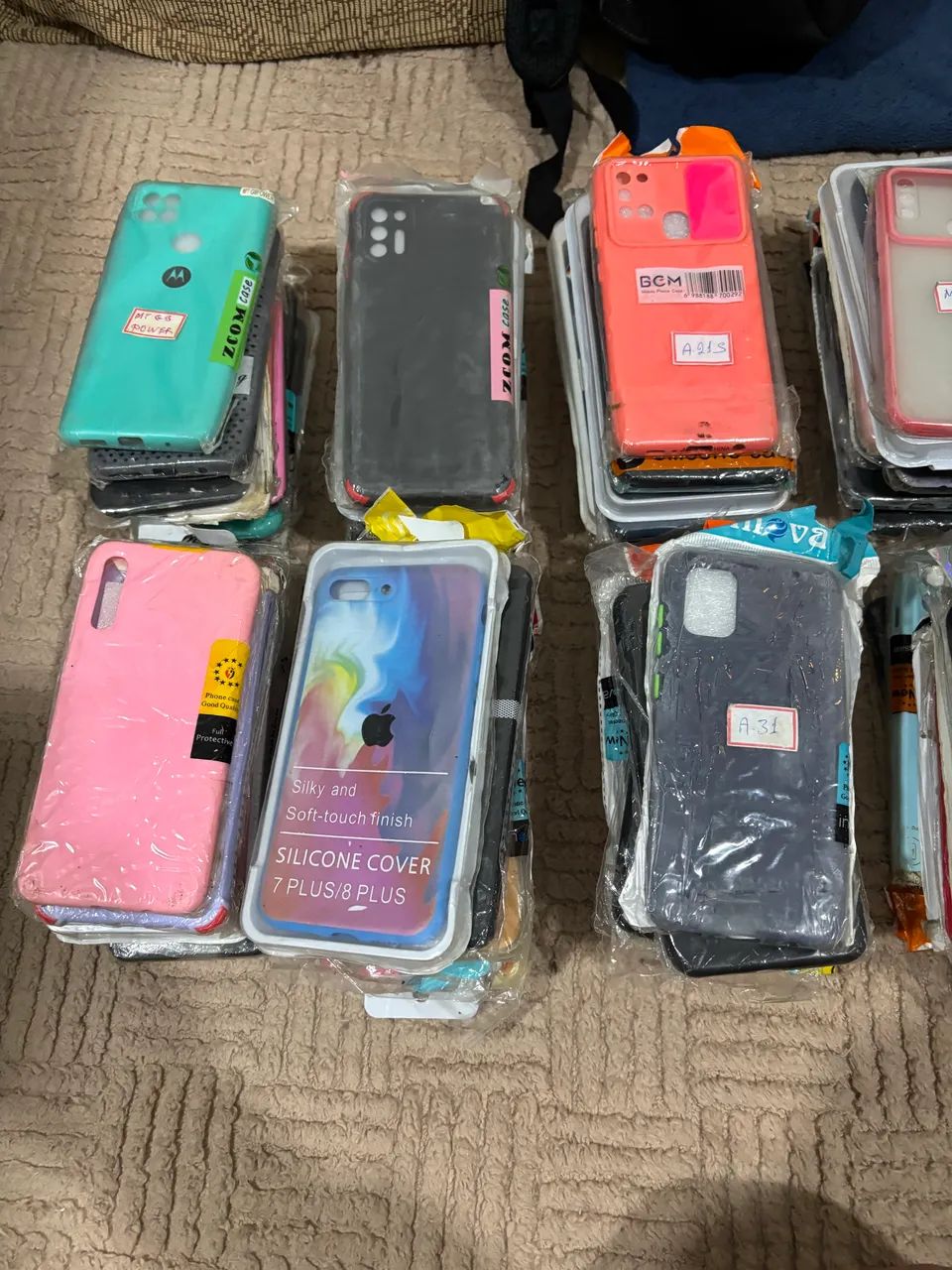 Diversas capinhas para celulares  - Foto 4
