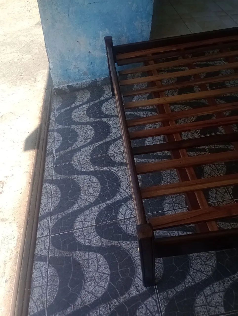 Cama de casal madeira macanaiba maciça e pura 1,300,00 - Foto 6