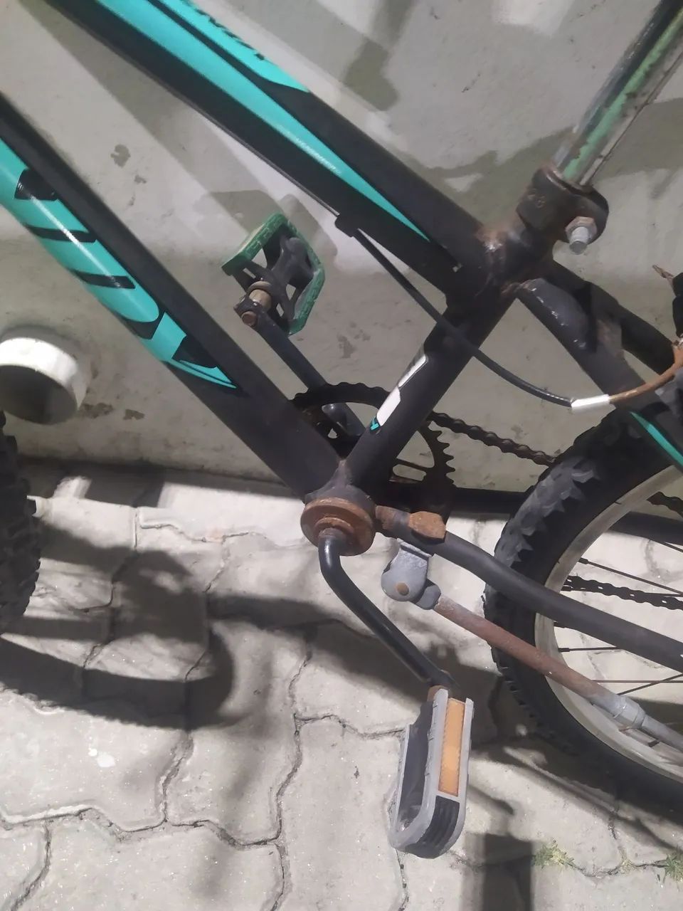 Bike Aro 24 semi nova  - Foto 4