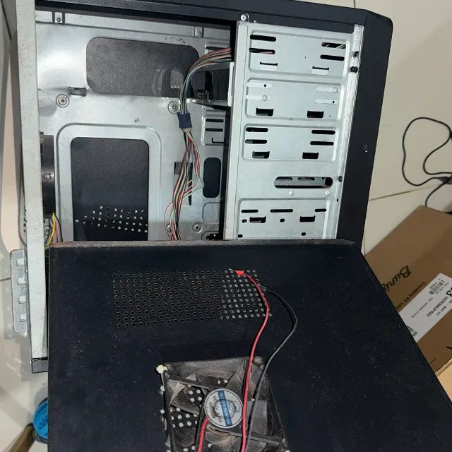 Computer Case490937115938672645