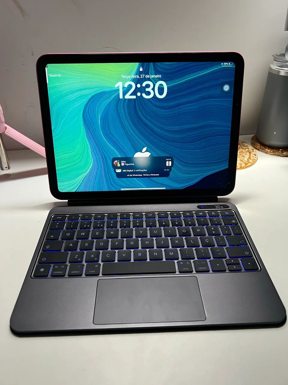 iPad Com Teclado e Caneta digital  - Foto 3