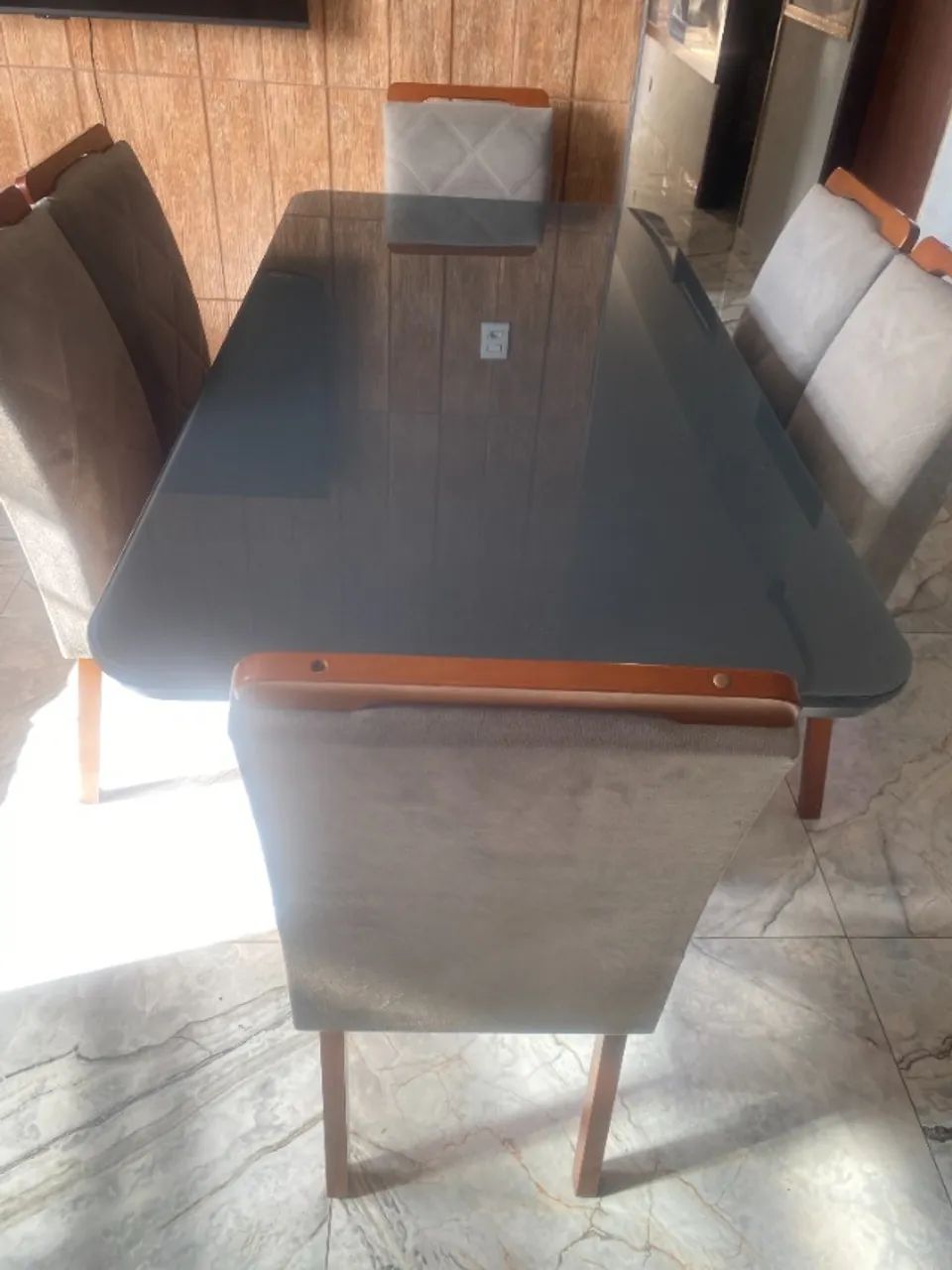 Mesa de jantar vidro com 6 cadeiras