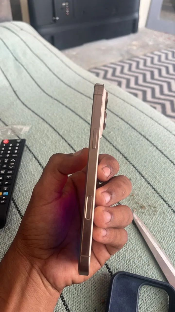 iPhone 16 pro max 256gb 93% bateria  - Foto 3