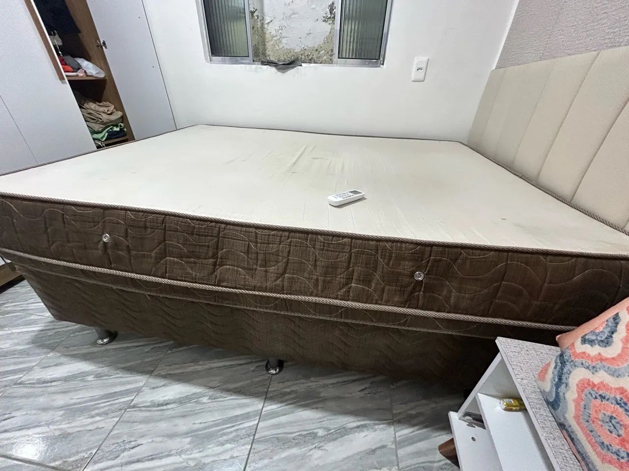 CAMA BOX COM MOLAS  - Foto 2