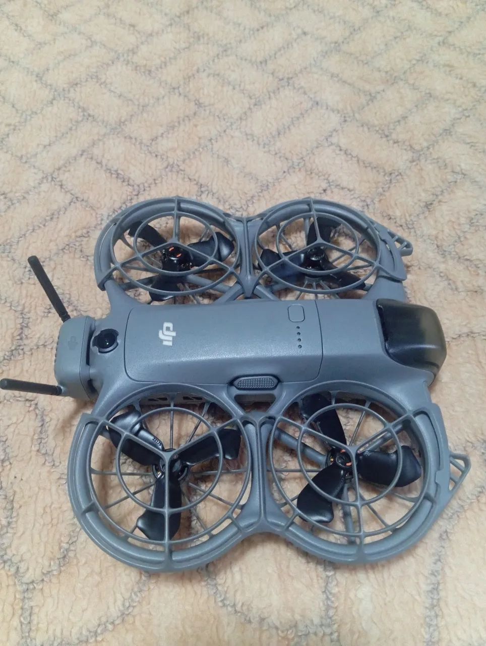Drone DJI Neo 2 combo Fly More completo. - Foto 2