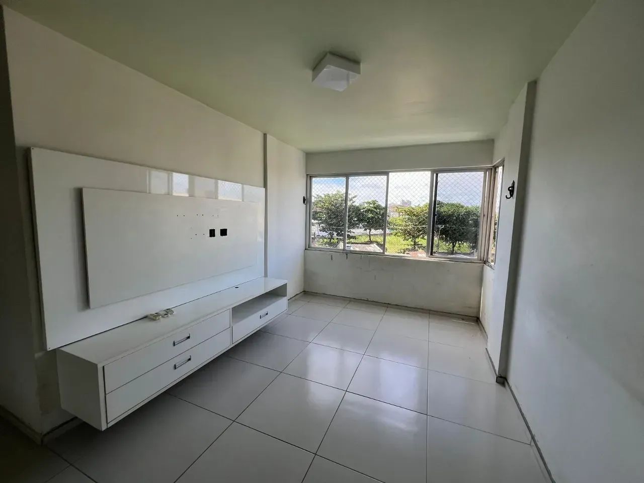 Vendo apt na Mangabeiras oreido com elevador - Foto 5