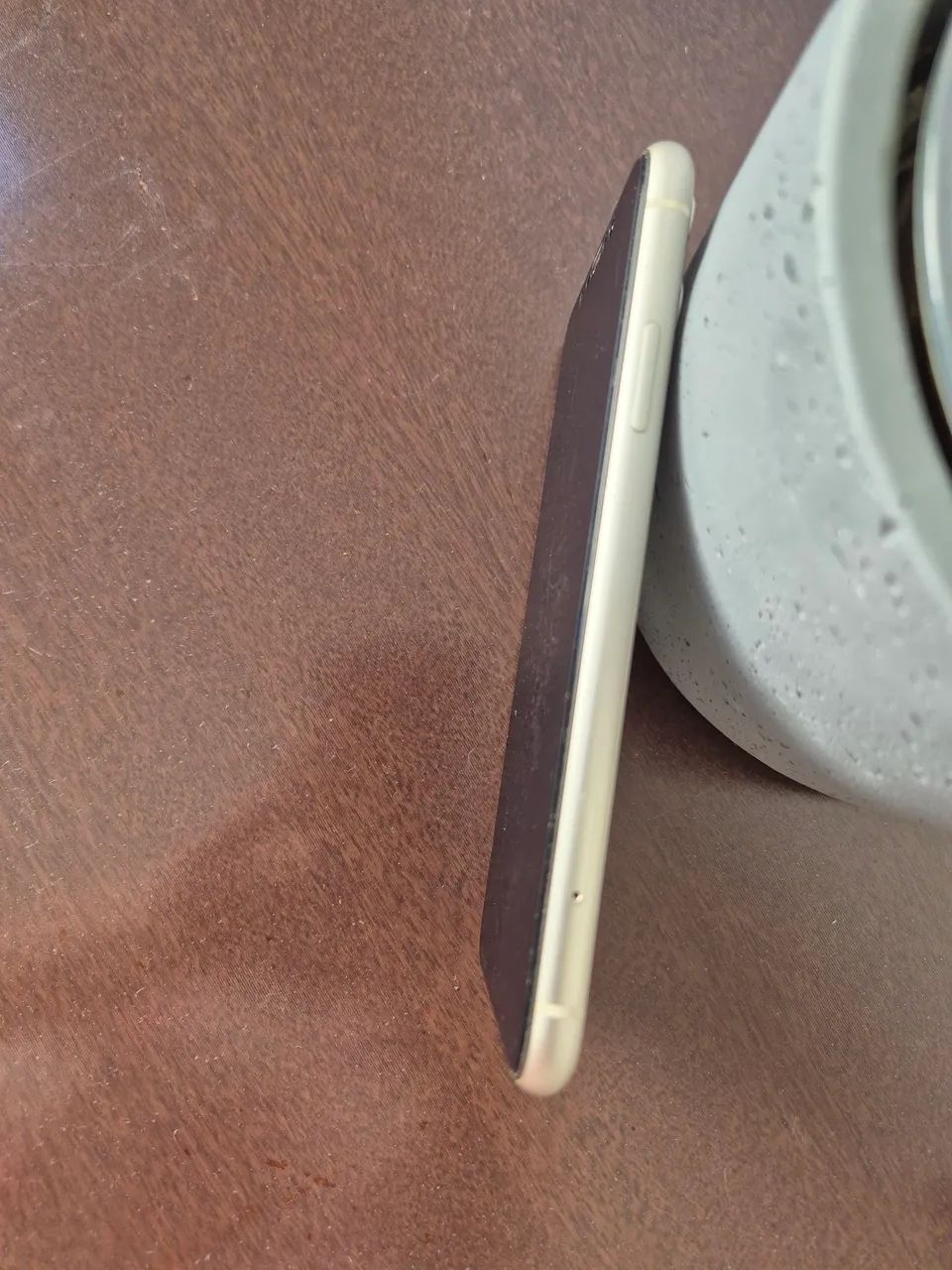 IPhone 11 R$1.100,00 - Foto 2