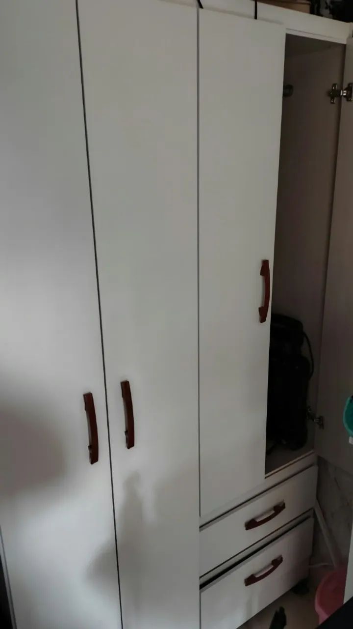 Guarda Roupa