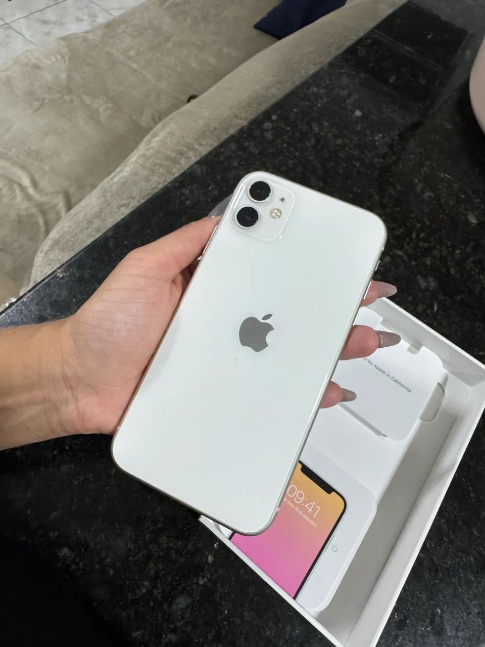iPhone 11 64GB Todo original - Celulares e Smartphones