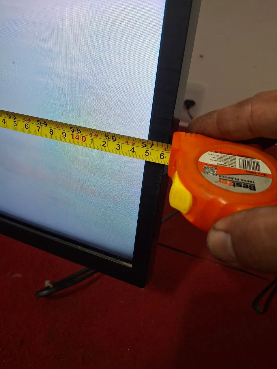 VENDO SMARTV 65 POLEGADAS <br>TV COM APROXIMADAMENTE 1M X 1,5M<br>ACEITO CARTÃO <br>ZAP * - Foto 4