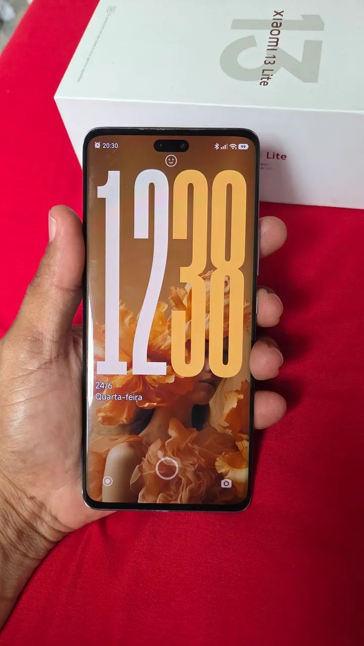 Xiaomi 13 lite 256GB e 8GB de RAM