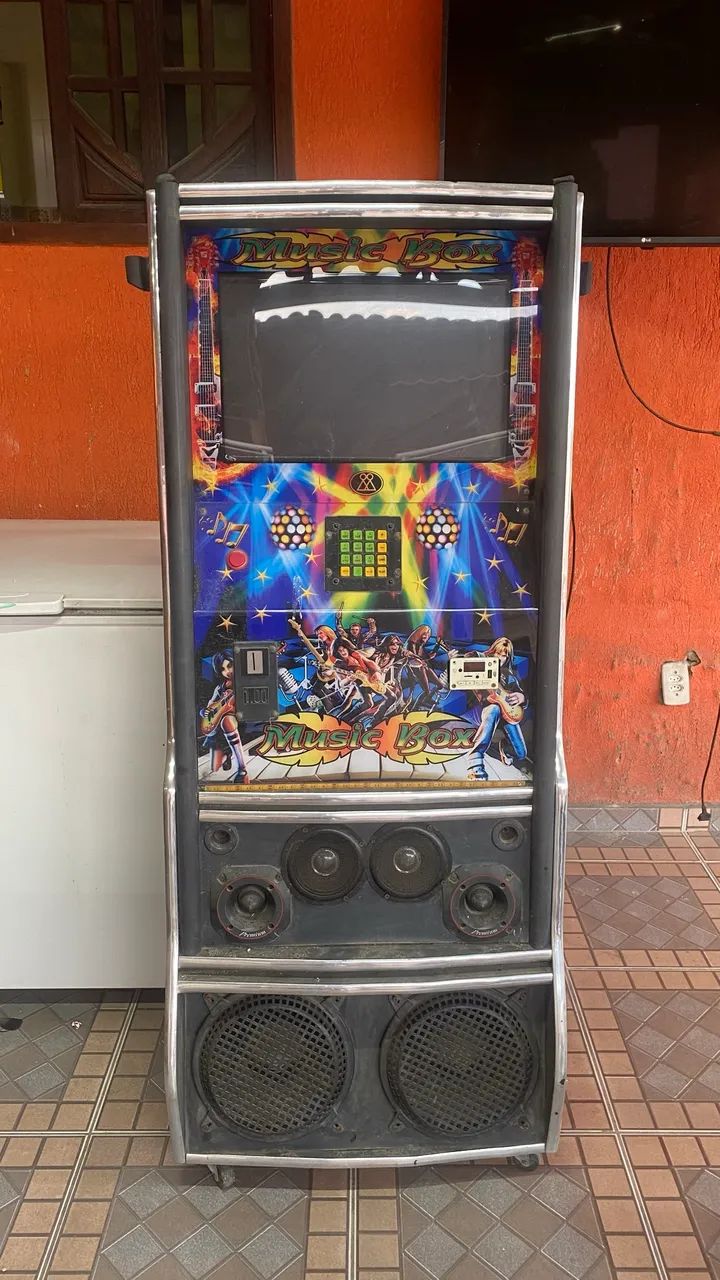 Maquima de musica e karaoke