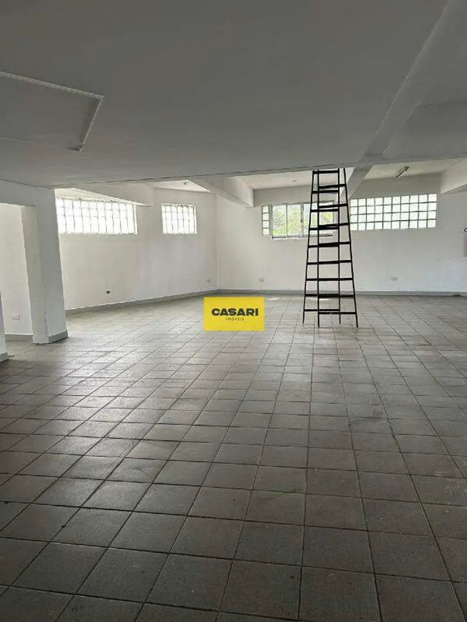 Sala Comercial para Alugar em Piraporinha, Diadema | 240m² - Foto 2