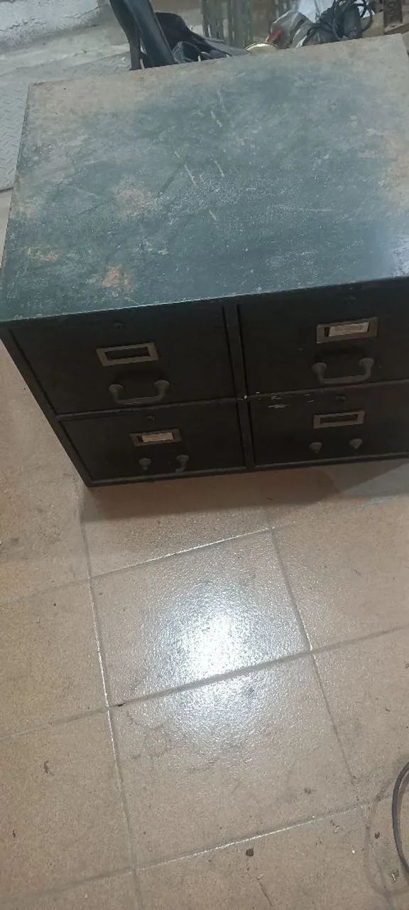 Gavetão em aco