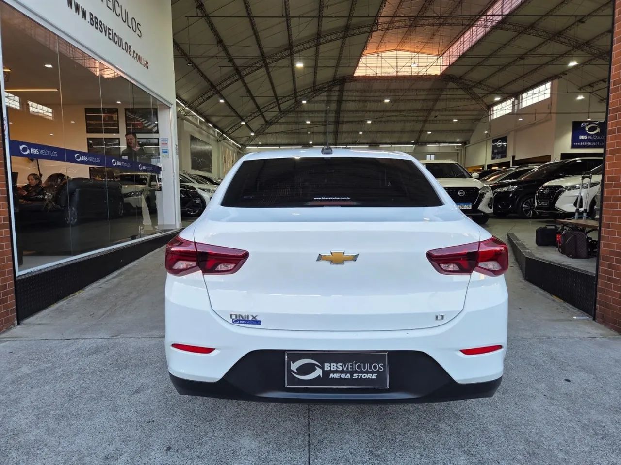 Chevrolet Onix Plus LT 1.0 12V Flex Mec. 4P, foto 7 de 8