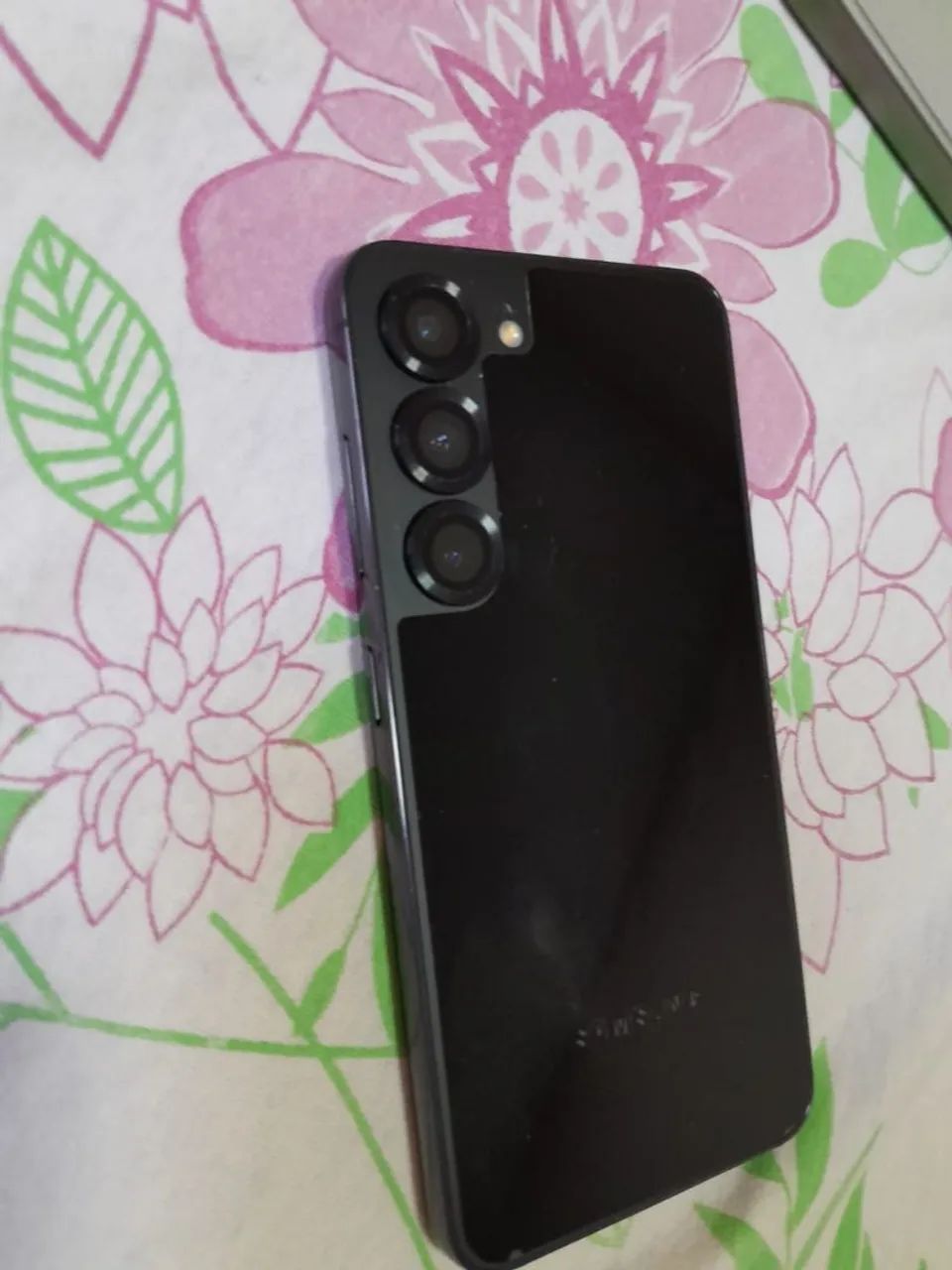 Celular s23 normal 256 gb com nota e caixa tudo certinho funcionando  - Foto 2