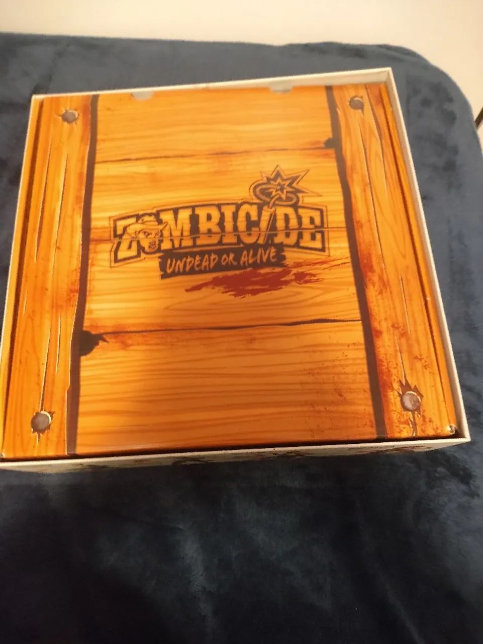 Zombicide Undead Or Alive (com sleeve) - Foto 3