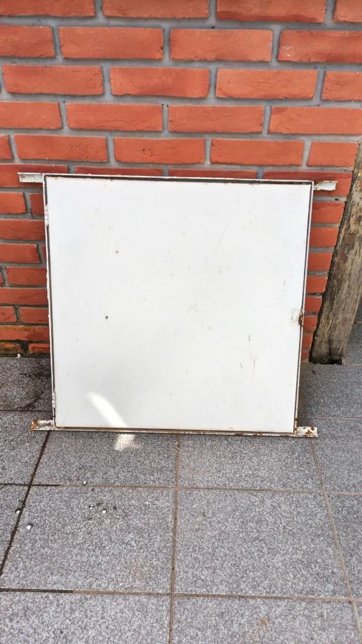 Porta de ferro 