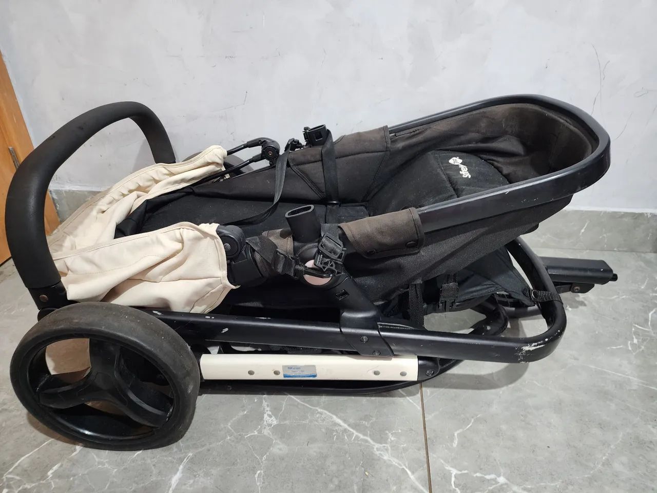 Carrinho safety mobi usado  - Foto 4