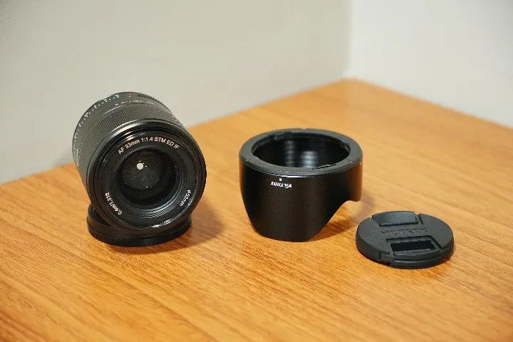 Lente Viltrox 33mm f/1.4 para Sony E-mount (APS-C) - Foto 2