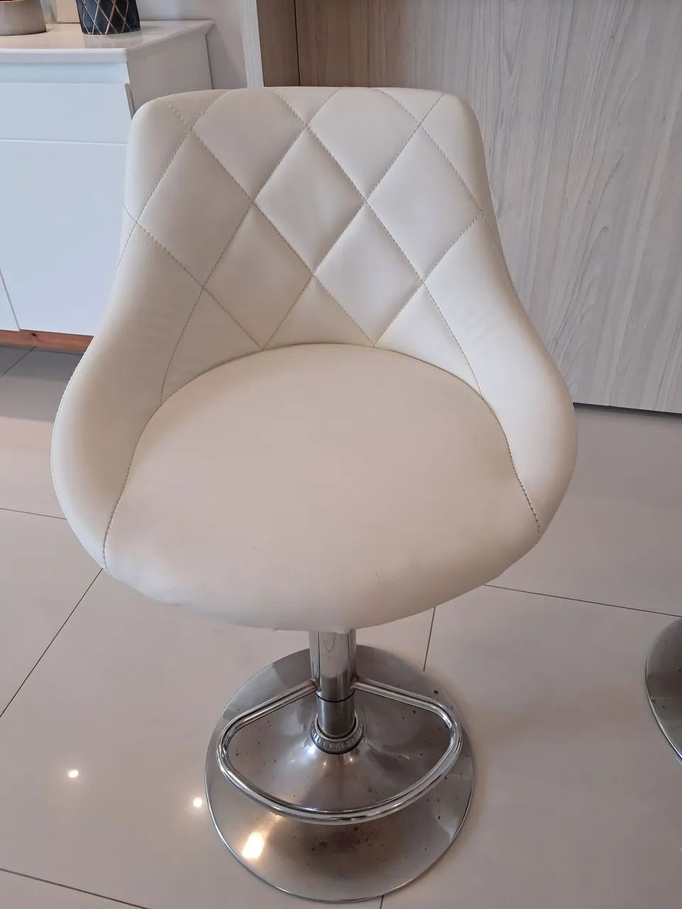 Par de banquetas giratórias - Foto 2