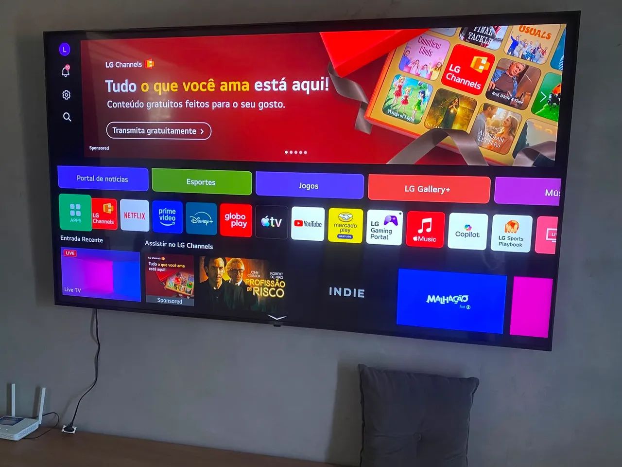 Vendo tv 65polegadas - Foto 2