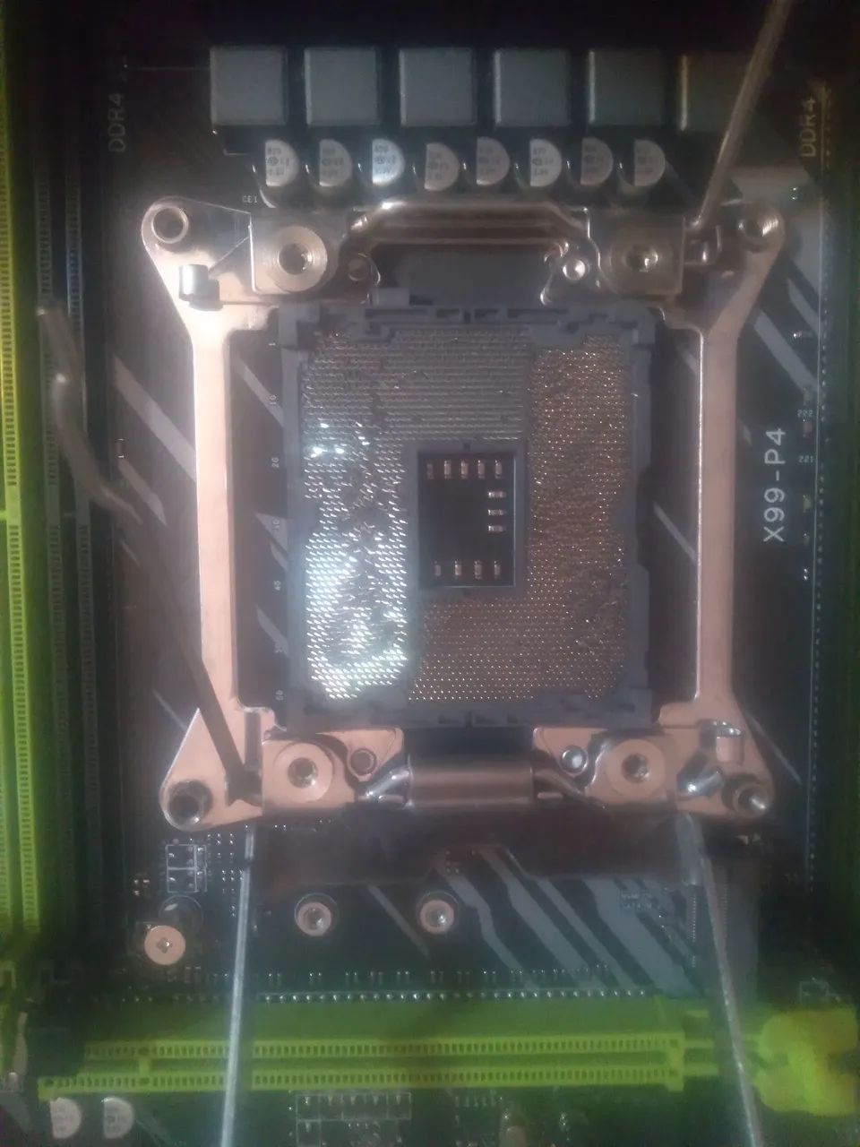 Placa mae machinist x99 p4 com defeito - Foto 3