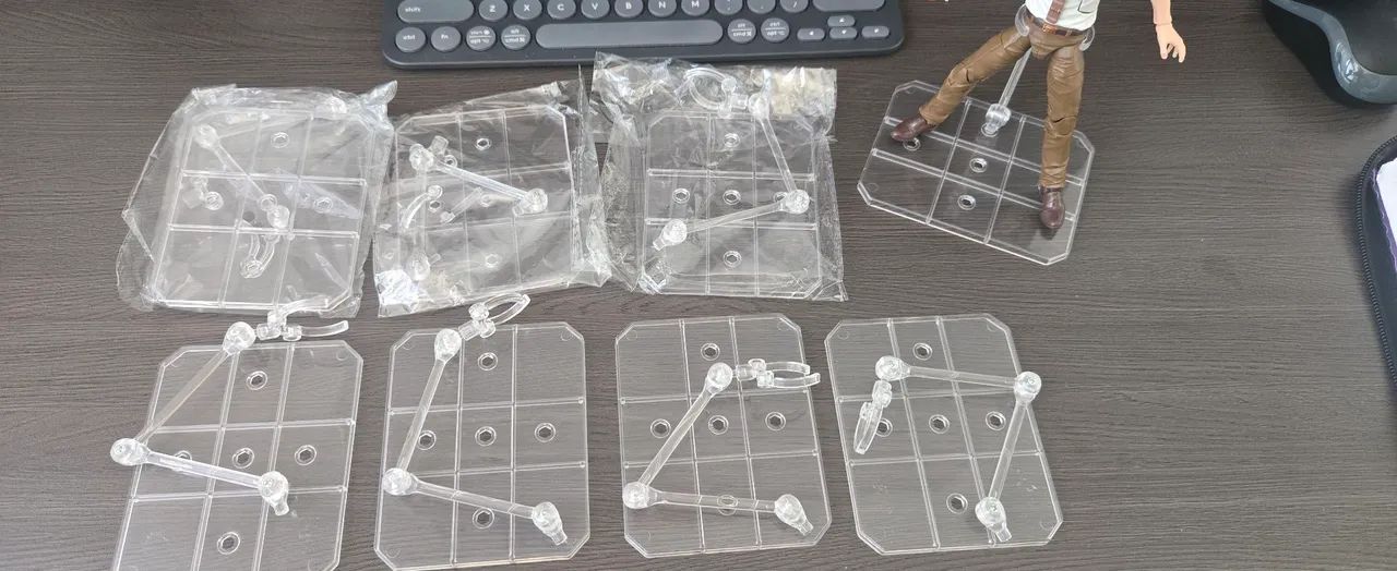 Suporte de acrilico para Action Figure - Foto 3
