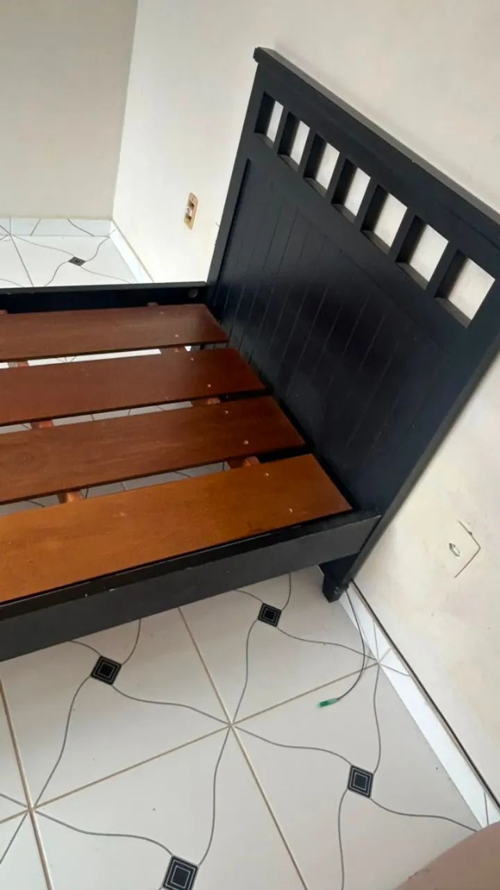 CAMA DE SOLTEIRO DE MADEIRA - Foto 3