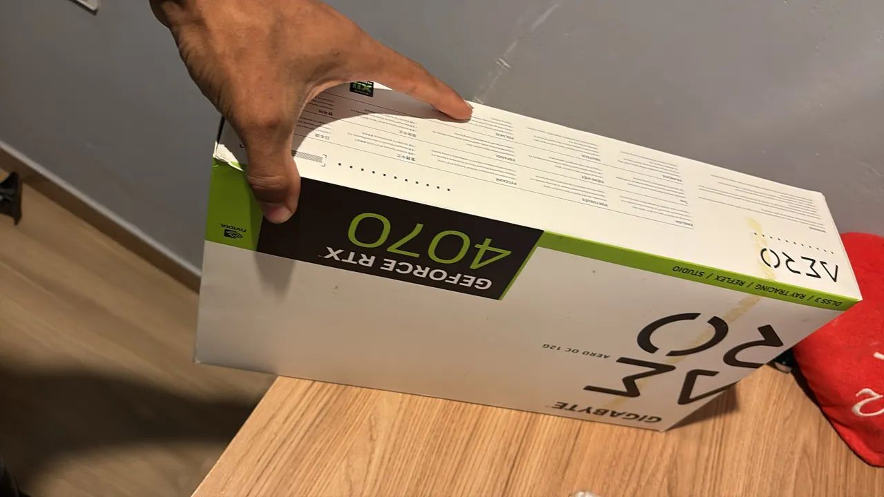 Rtx 4070 aero 12gb