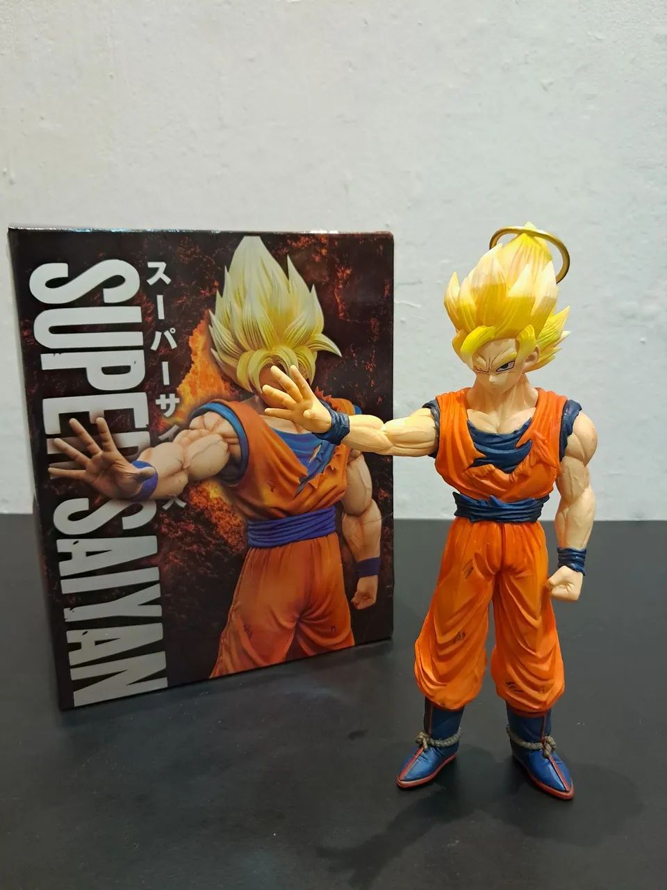 Action Figure Dragon Ball Z - Goku SSJ 24cm