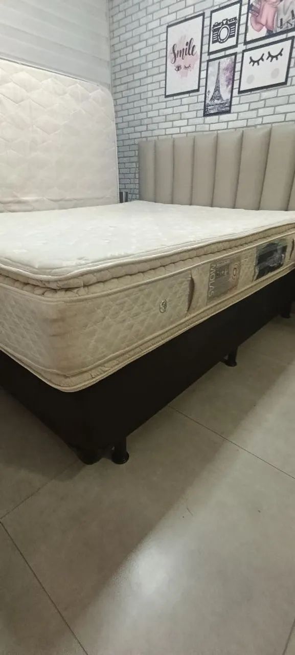 Cama queen 