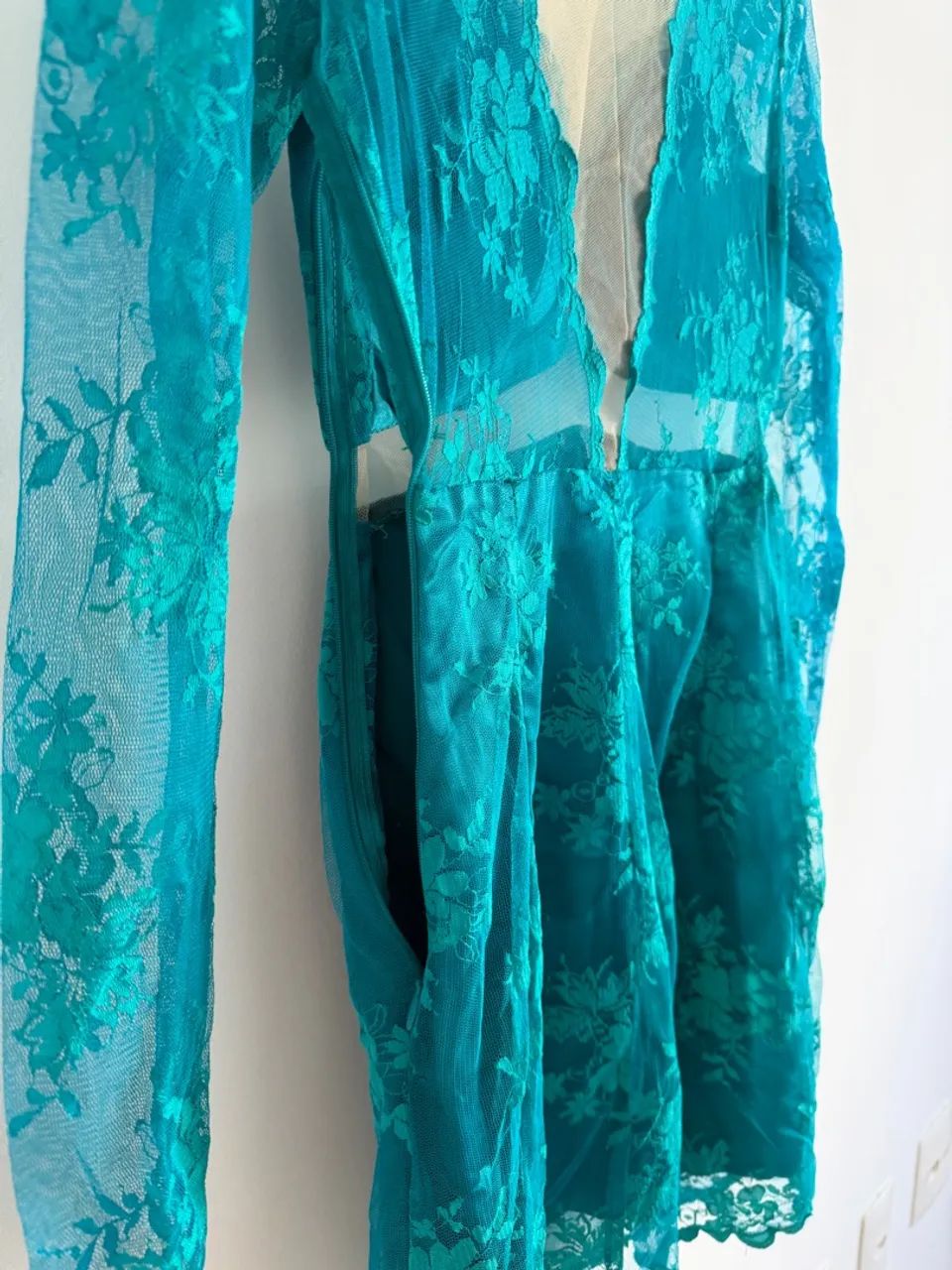 Vestido curto de renda com tule verde  - Foto 3