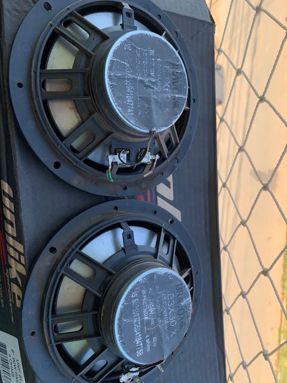 Vendo par de bravox 6 polegadas  - Foto 2