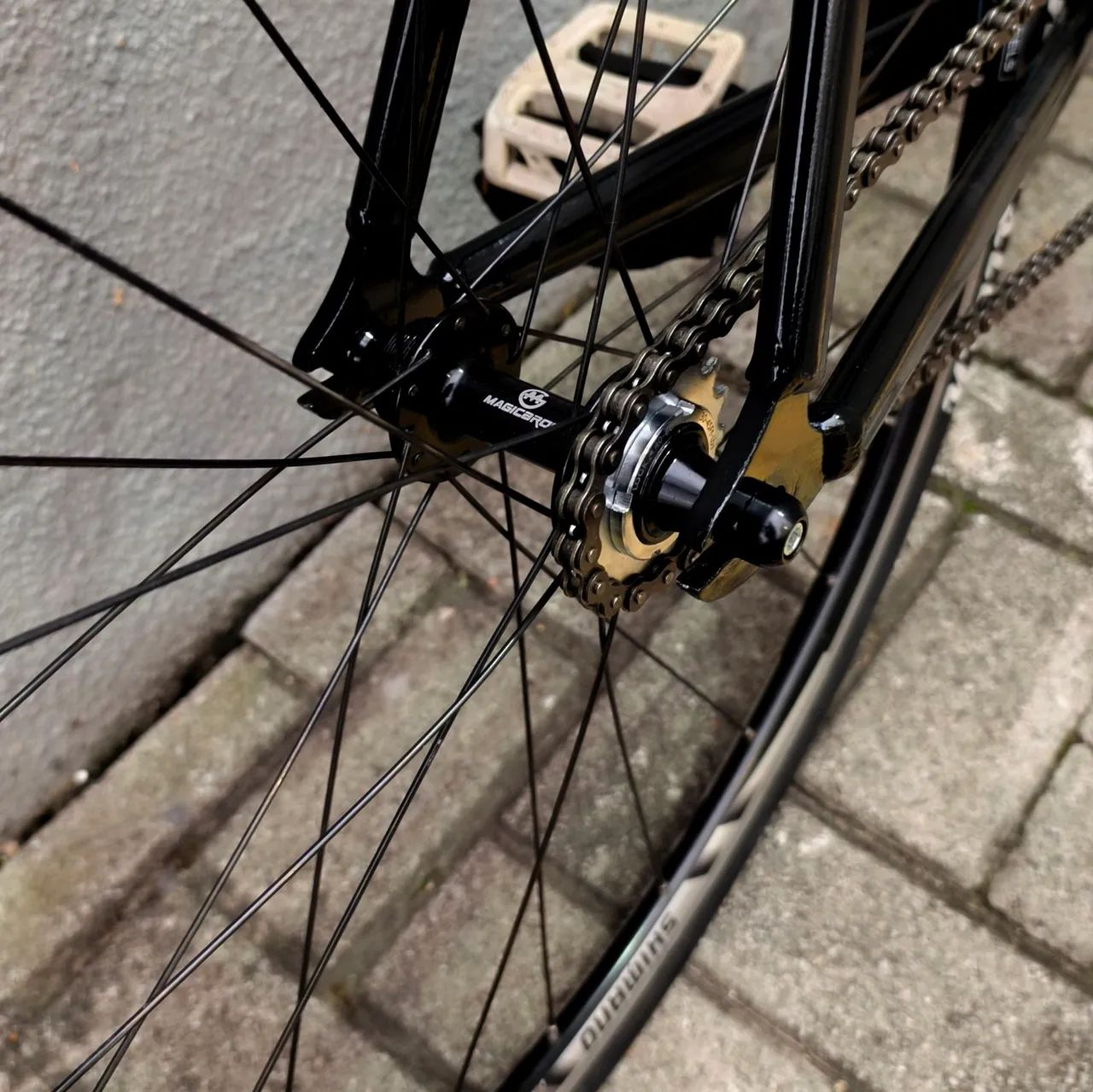 Bicicleta fixa em alumínio  - Foto 5
