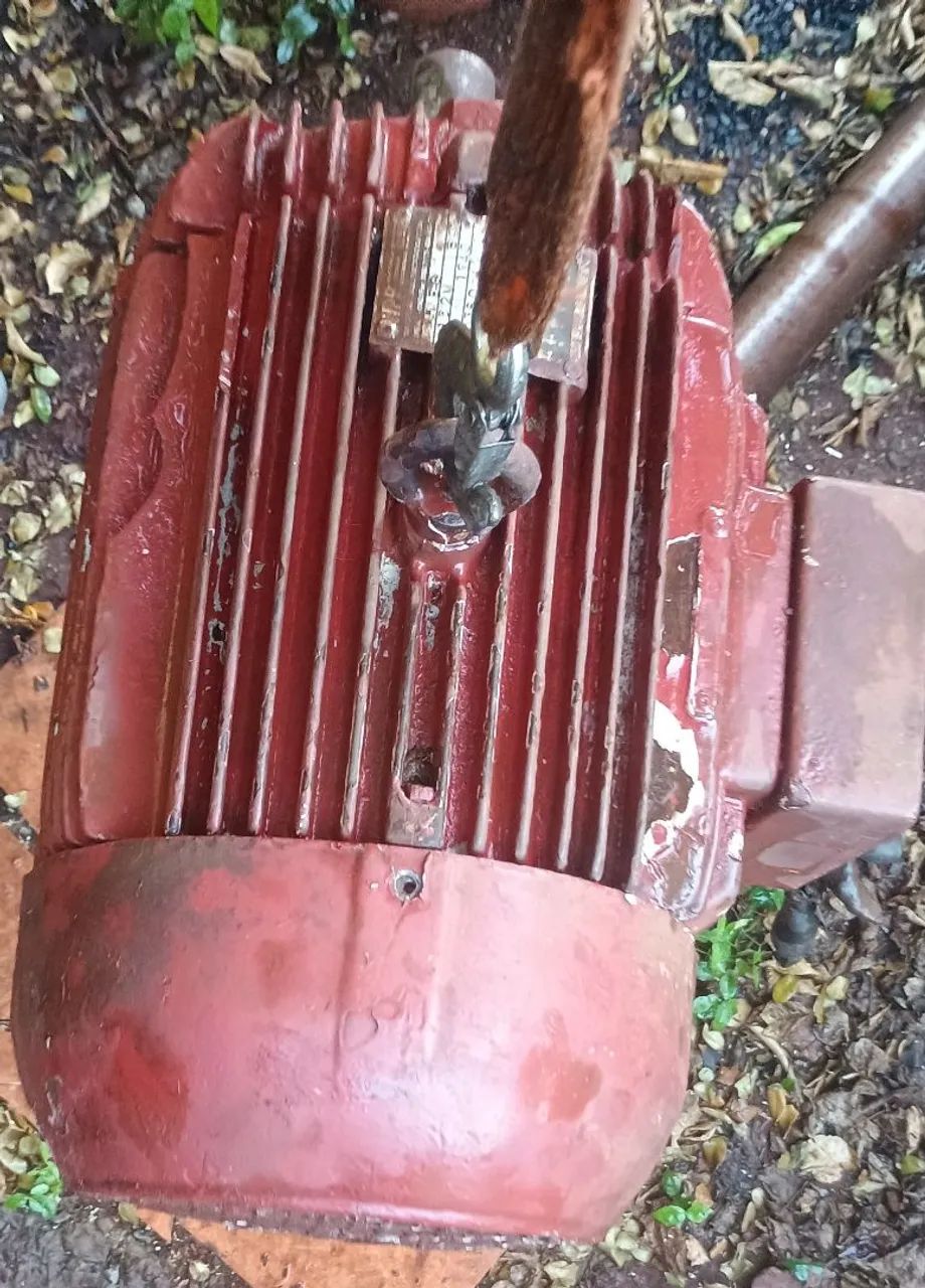 Motor elétrico 
