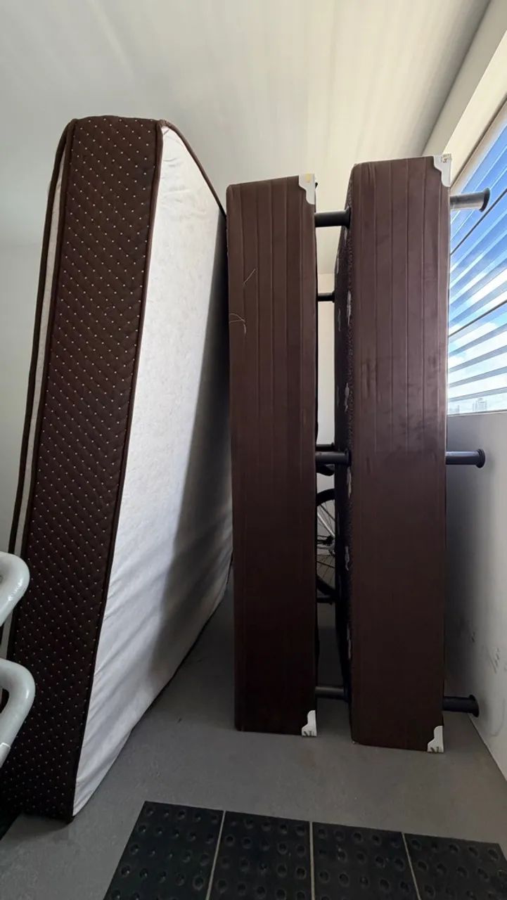 VENDO CAMA QUEEN - Foto 3