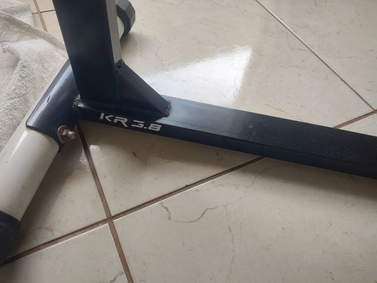 Bicicleta ergométrica horizontal kilos KR 3.8  - Foto 3