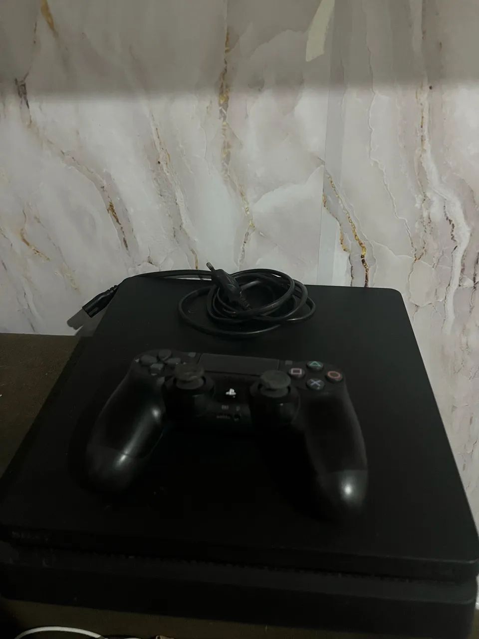 PS4 SLIM 500 GB - Foto 2